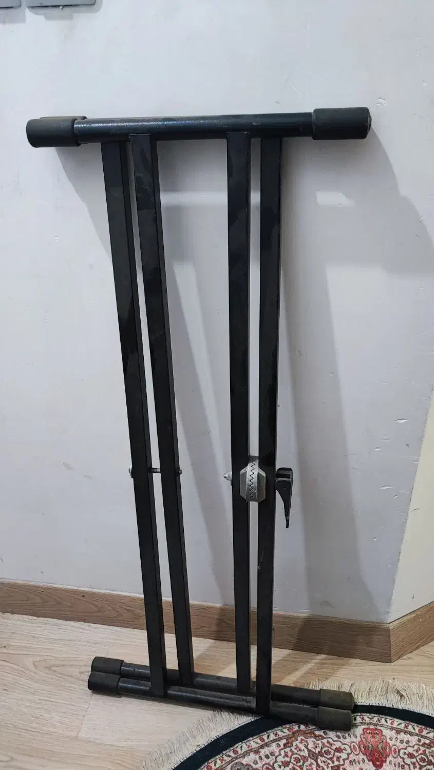 پایه نگهدارنده ضربدری ارگ|پیانو، کیبورد، آکاردئون|تبریز, |دیوار