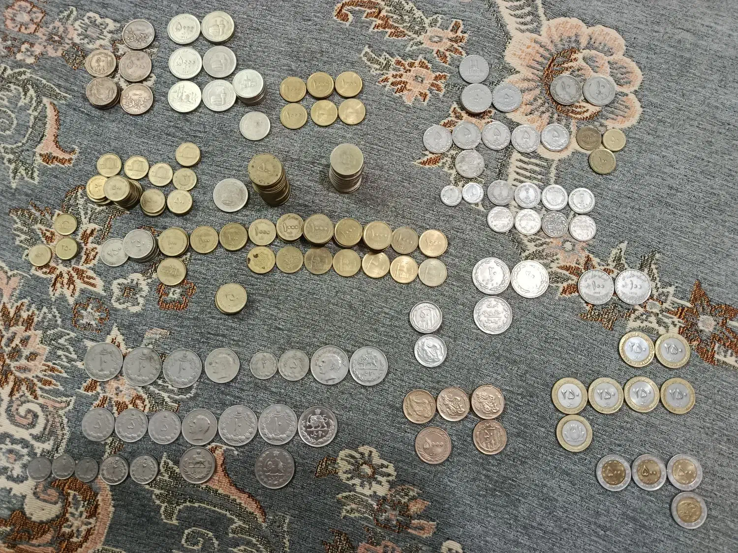 خرید و فروش سکه های جمهوری اسلامی وقبل|کلکسیون سکه، تمبر، اسکناس|اراک, |دیوار