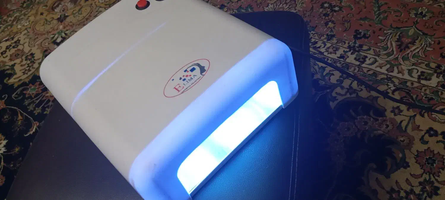 دستگاه UV نو نو نو نو|آرایشی، بهداشتی، درمانی|مشهد, شهرآرا|دیوار