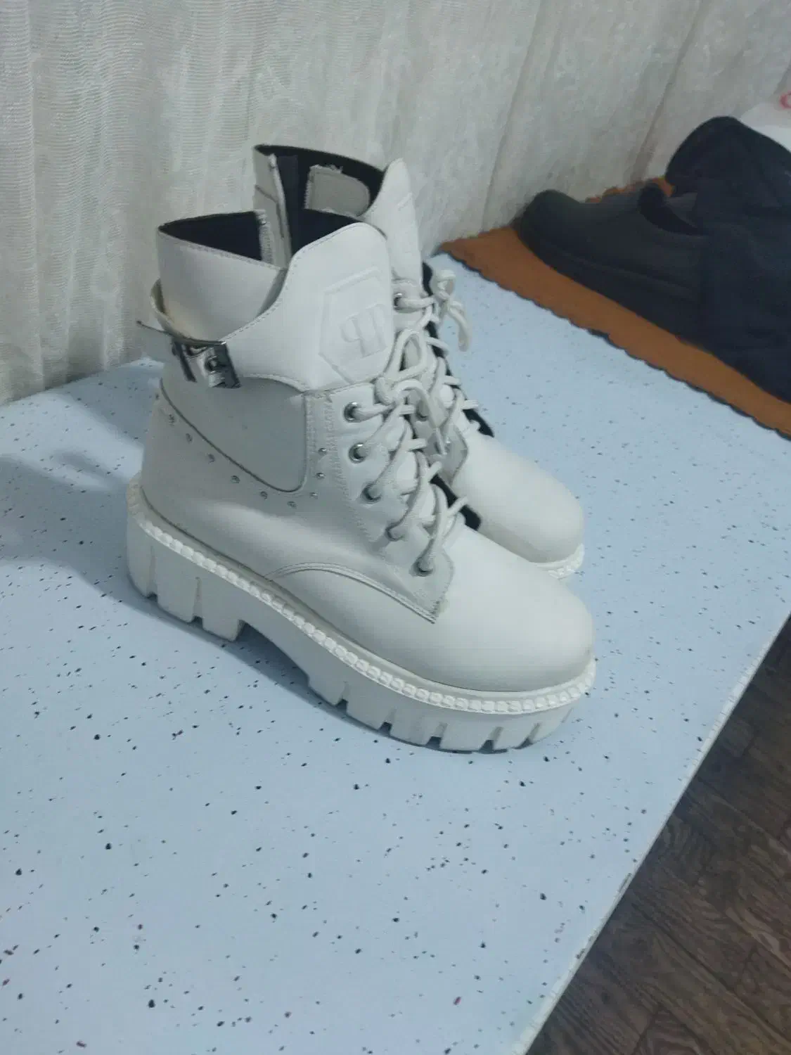 پوت زنانه در حد نو...|کیف، کفش، کمربند|کرج, کمالشهر|دیوار