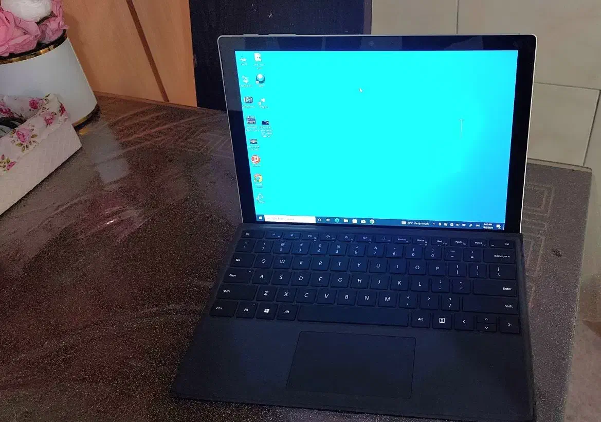 سرفیس‌ پرو ۵ surface pro|رایانه همراه|شیراز, هفت تنان|دیوار