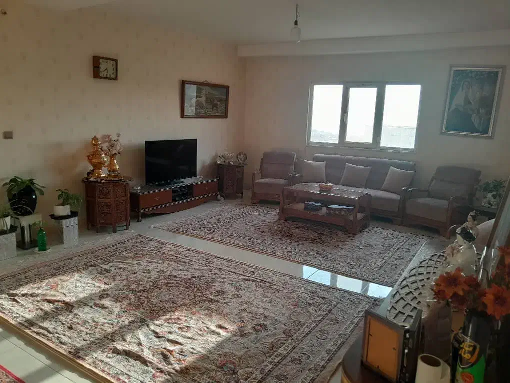 اجاره و رهن  آپارتمان ۹۰متری مینو|اجارهٔ آپارتمان|هشتگرد, شهرک صبا سوله|دیوار