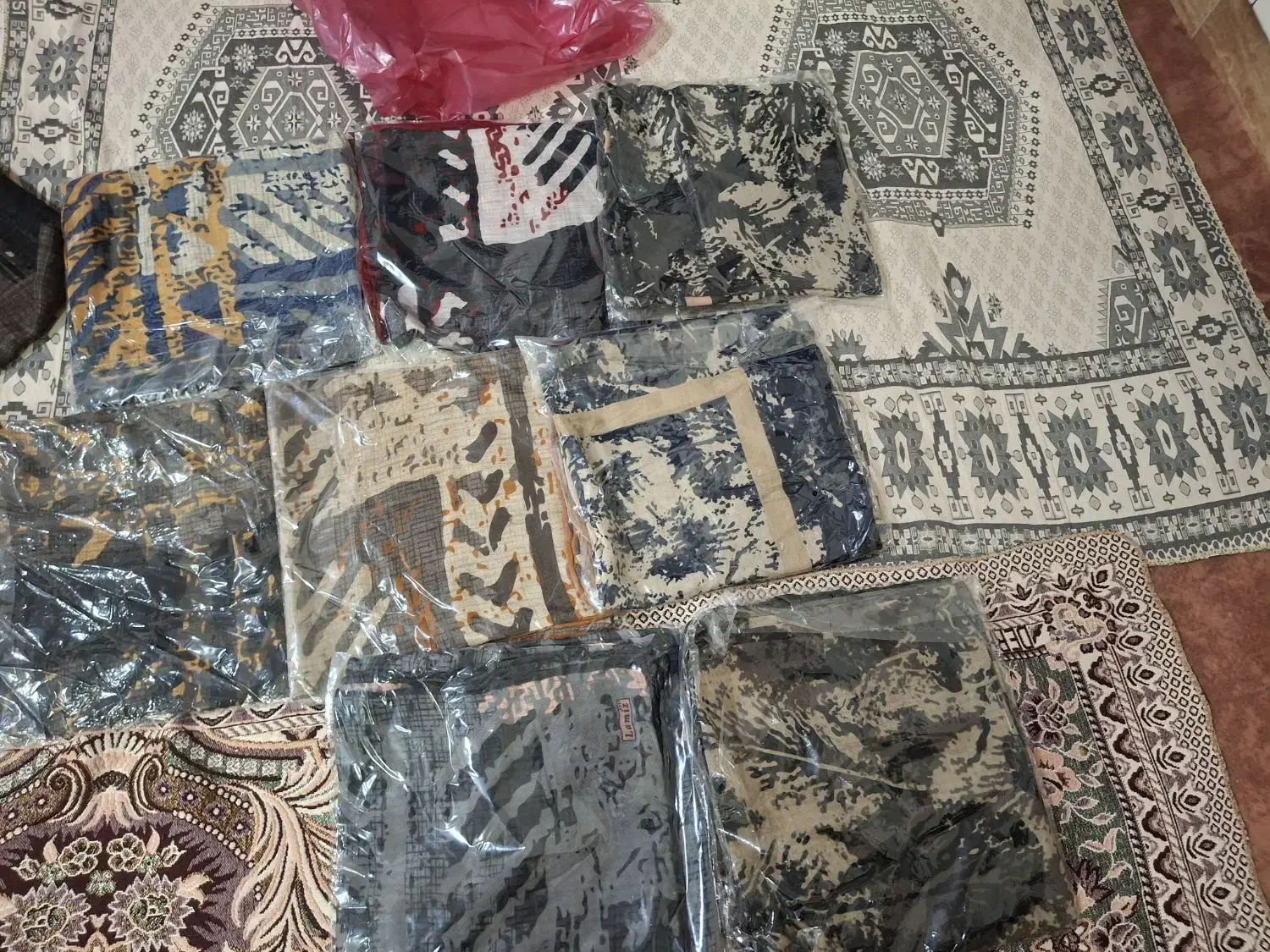 فروشی به خاطره جمع کردن مغازه|لباس|تکاب, |دیوار