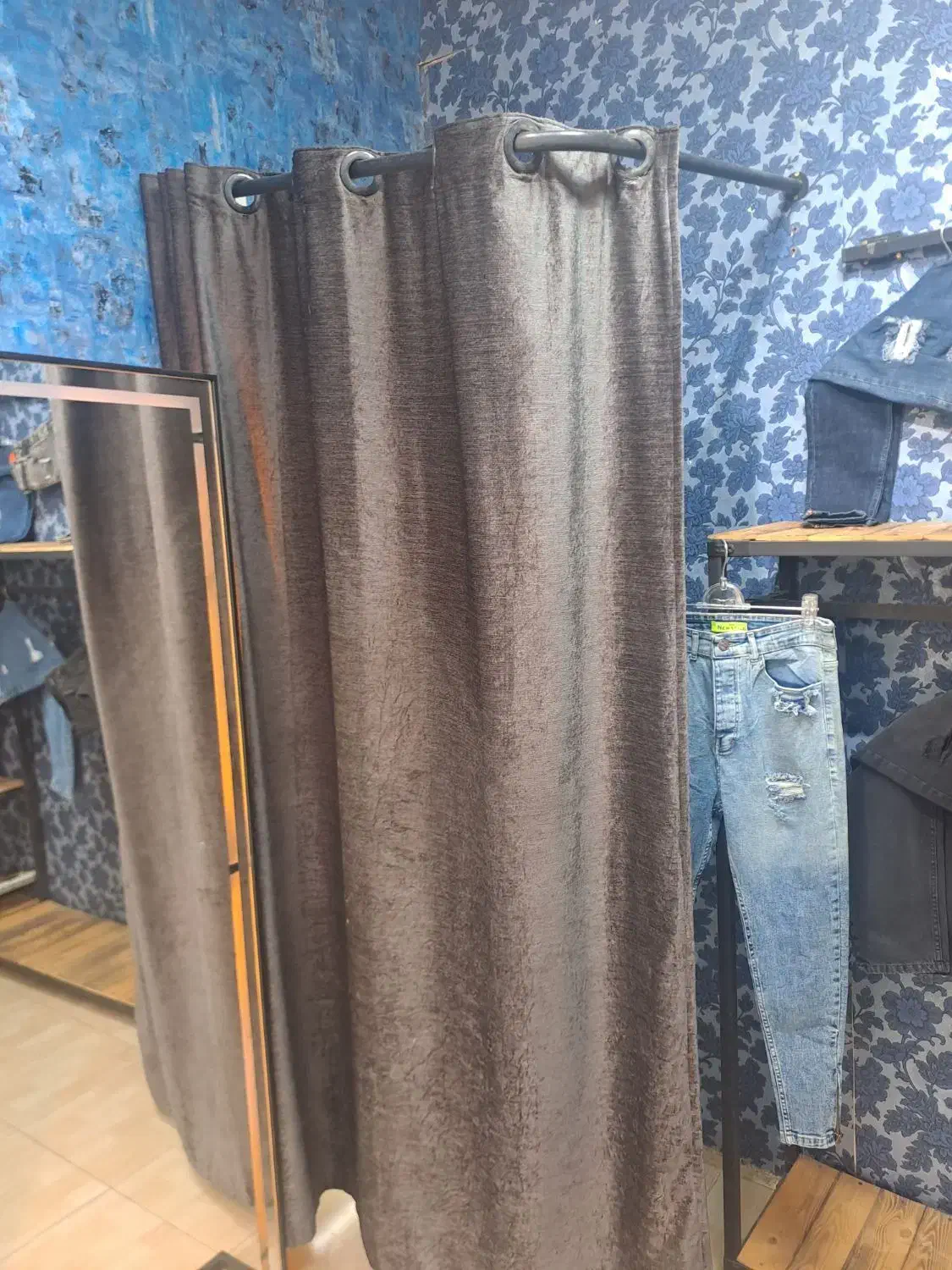 مانکن مردونه|عمده‌فروشی|اقبالیه, |دیوار