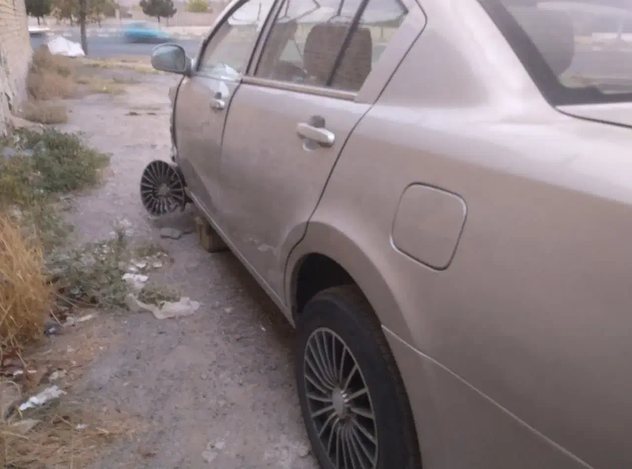 خودرو تصادفی|خودرو سواری و وانت|زنجان, |دیوار