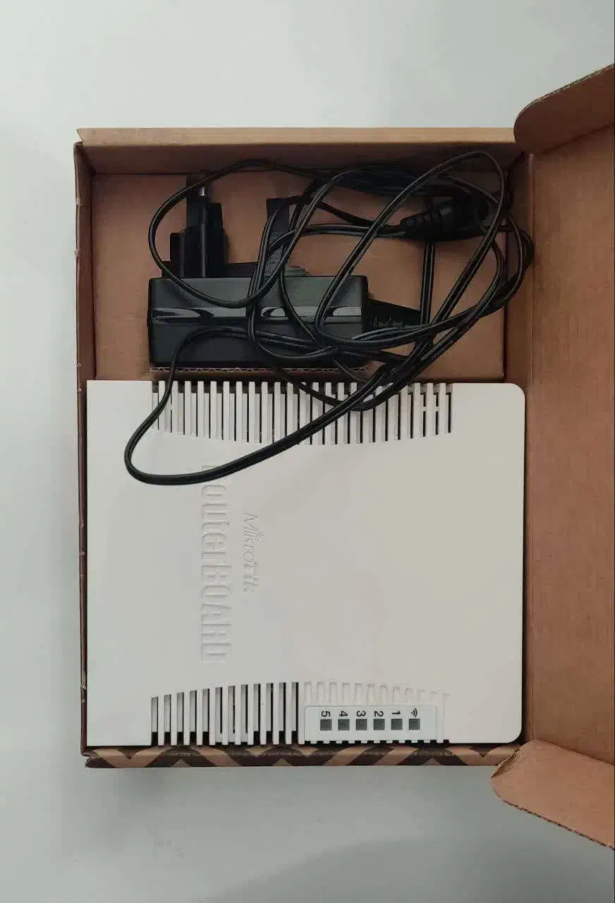 روتر rb951|مودم و تجهیزات شبکه|اصفهان, شیخ اشراق|دیوار