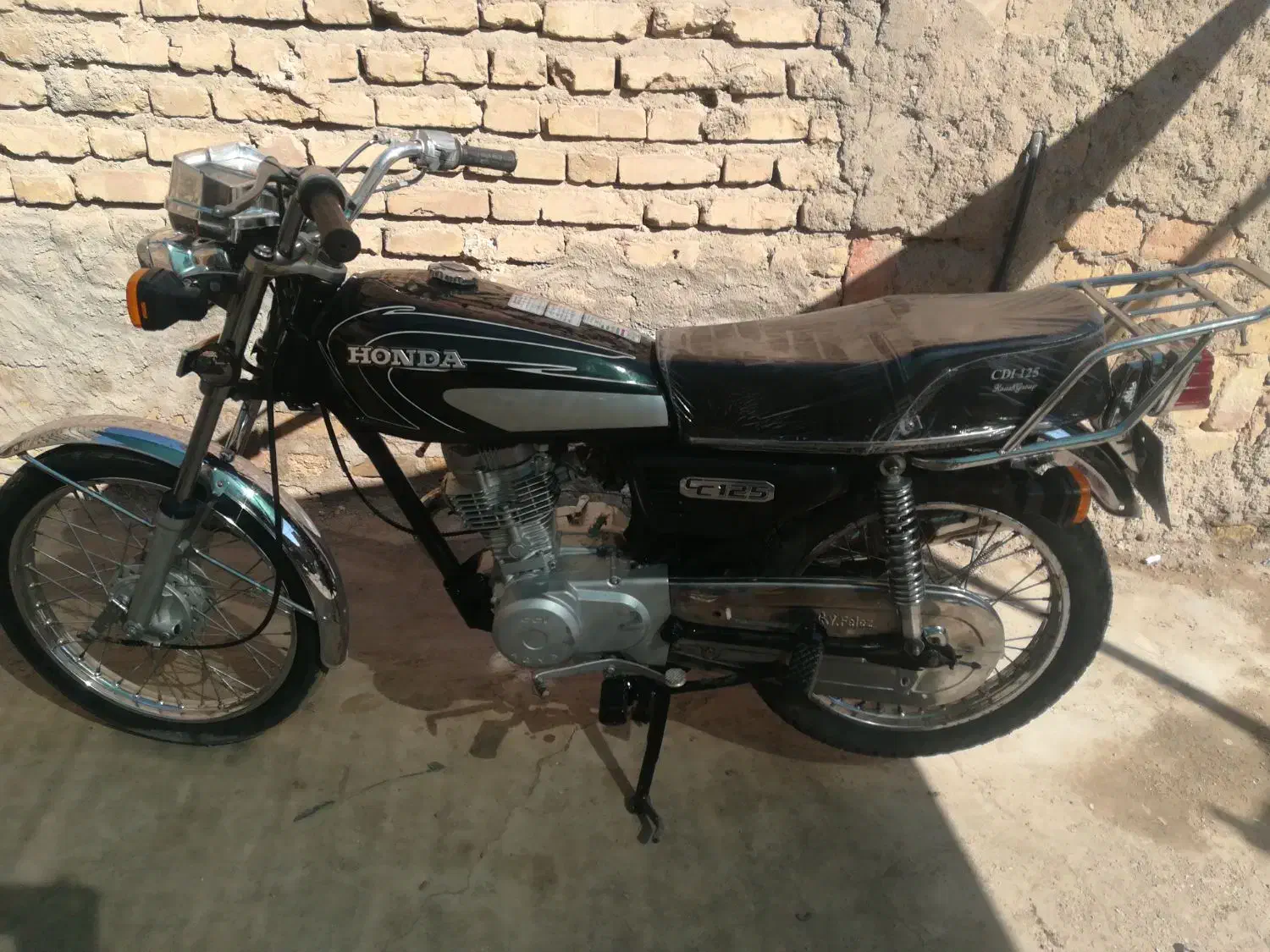 موتور پلاک ملی مدارک کامل تمیز موتوری سالم|موتورسیکلت|سیرجان, |دیوار