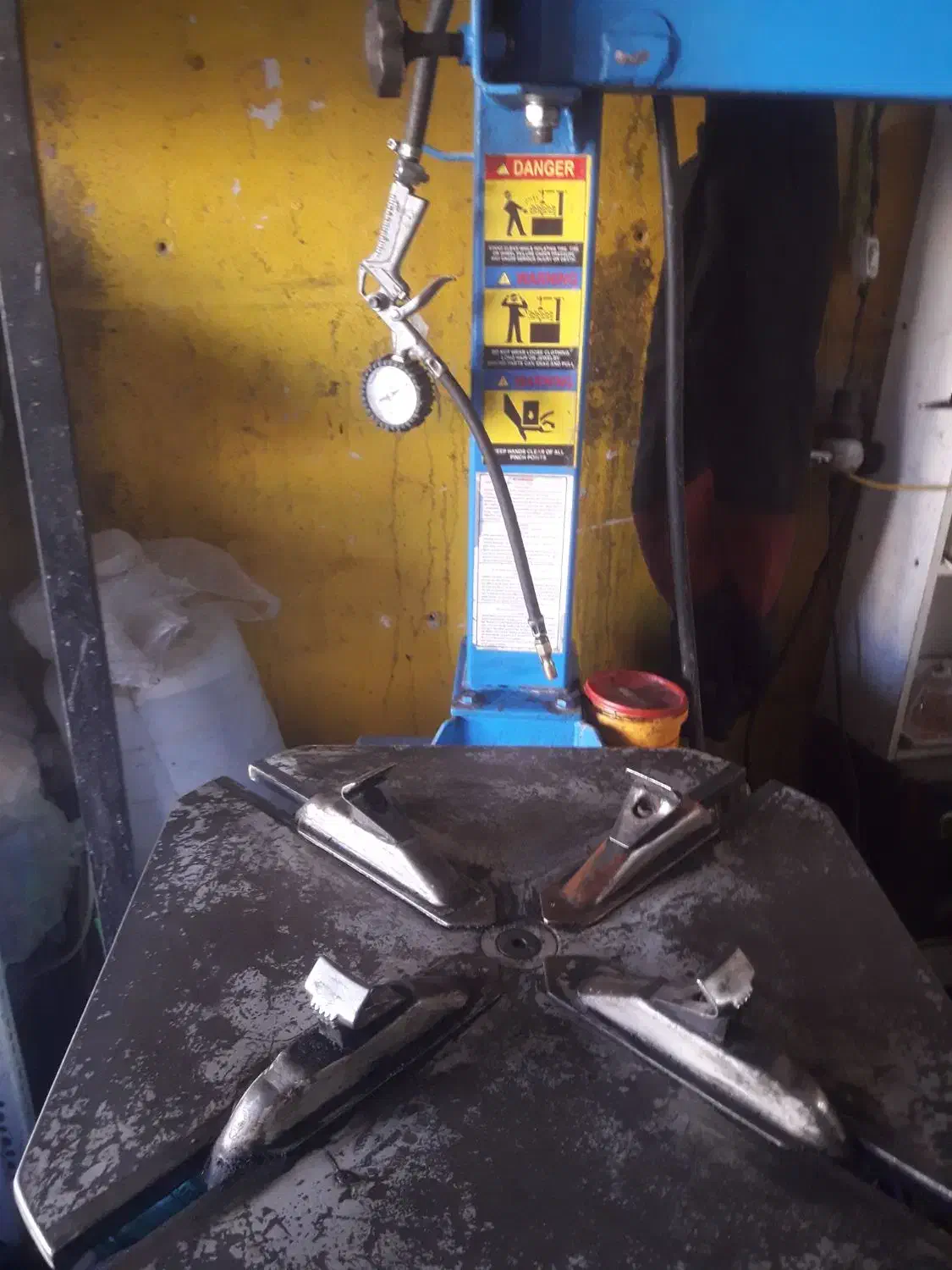 لاستیک درآر و رینگ پراید و پیکان|ابزارآلات|محمدشهر, شهرک پیام (مهرالبرز)|دیوار