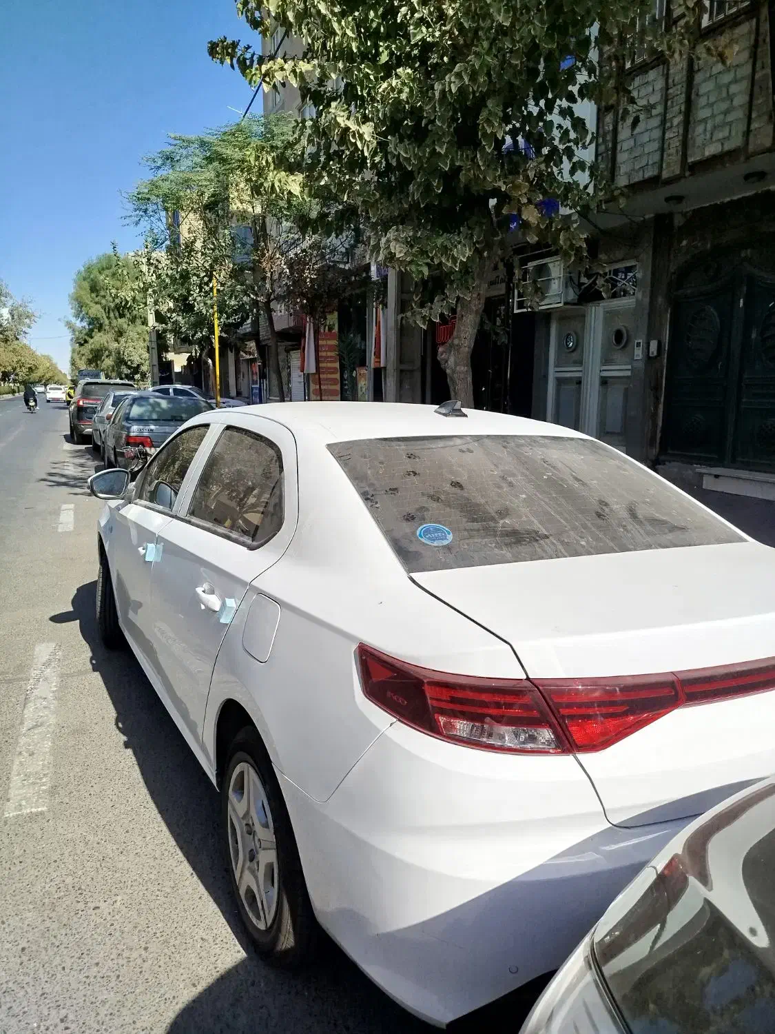 تارا دنده v1 وی ۱ سفید|خودرو سواری و وانت|قم, حاج زینل|دیوار