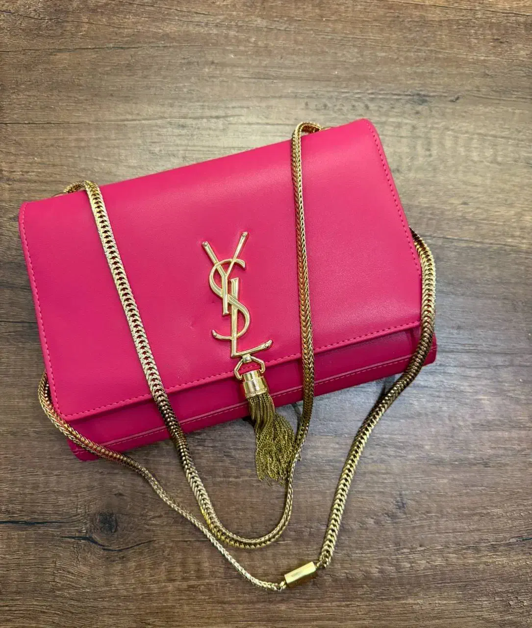 کیف|کیف، کفش، کمربند|مشهد, سجاد شهر|دیوار