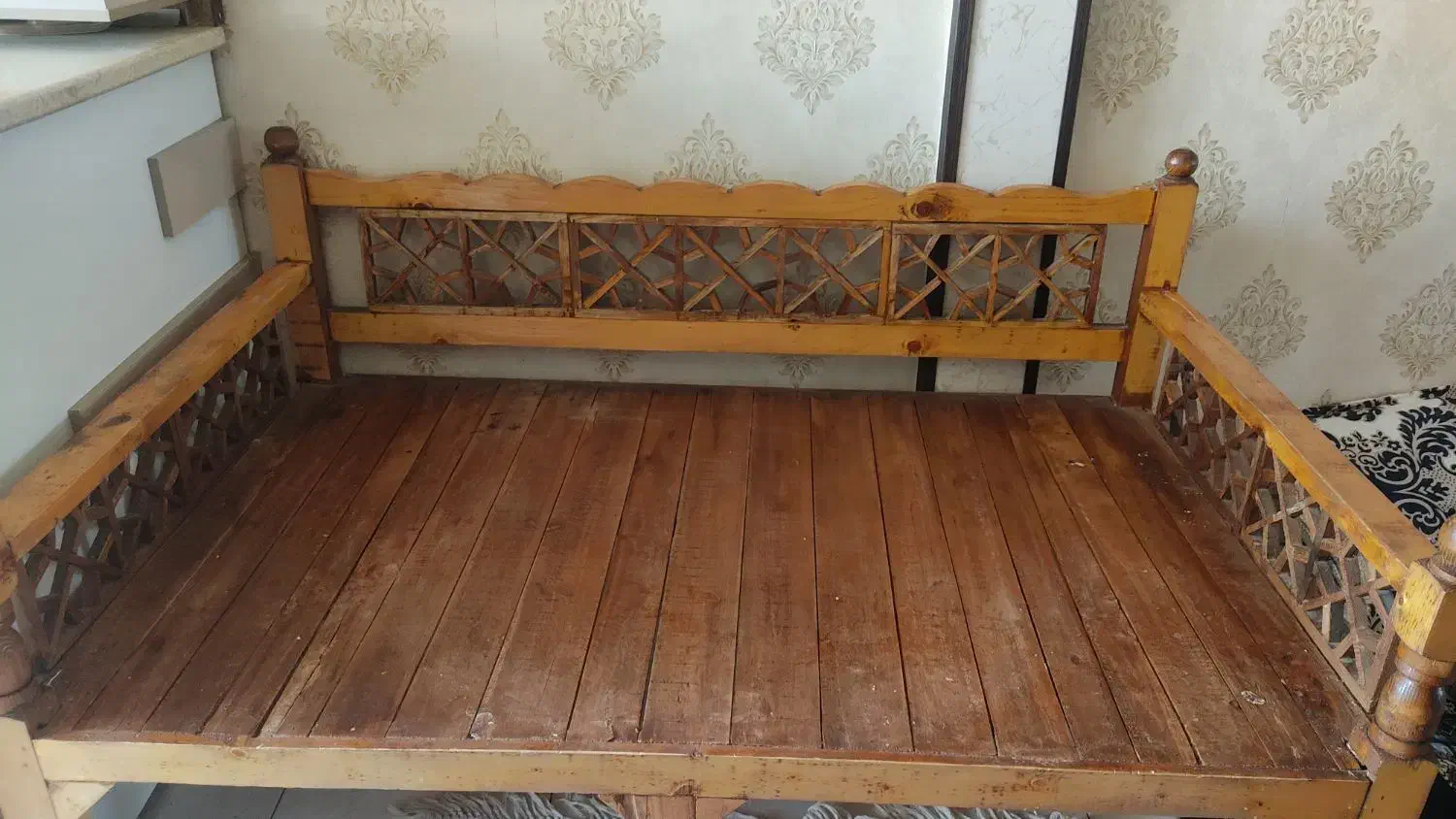 تخت سنتی|مبلمان خانگی و میز عسلی|پاکدشت, پاکدشت (مامازند)|دیوار