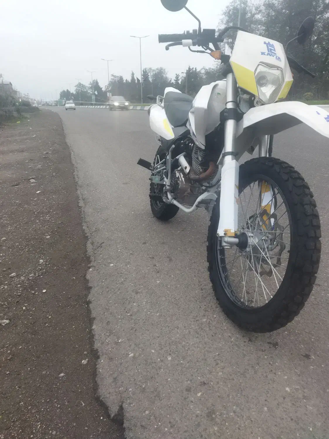 تریلt2|موتورسیکلت|چوبر, |دیوار