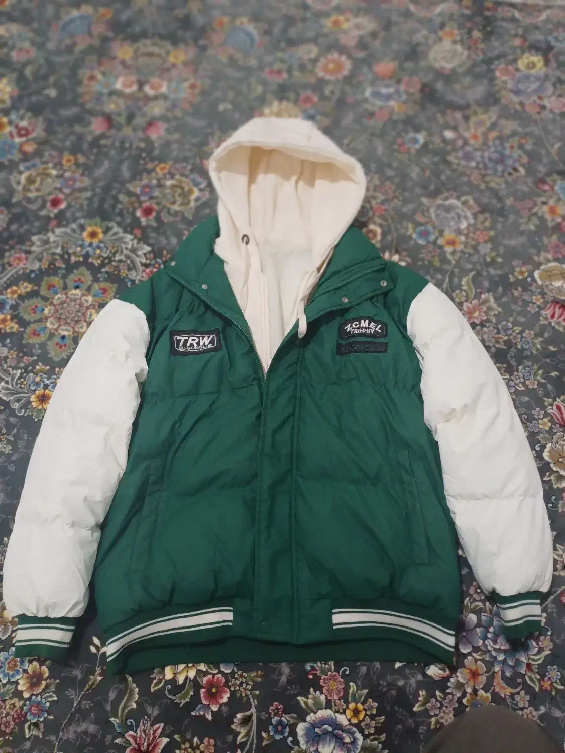 کاپشن مردانه|لباس|فولادشهر, B4|دیوار