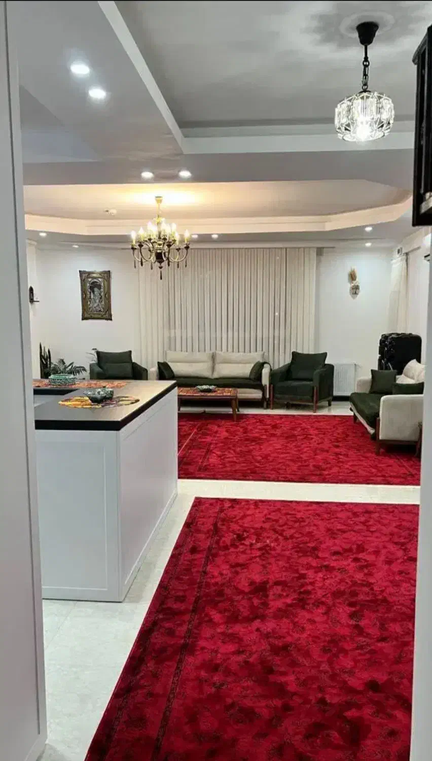 ۱۱۰متر خیابان سینا طبقه اول سندار وام روش هست|فروش آپارتمان|ملارد, |دیوار