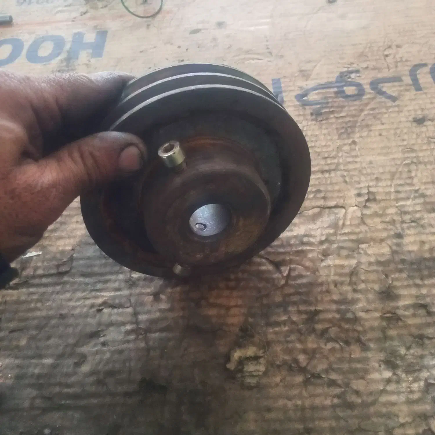 فولی|پنکه و تصفیه‌کنندهٔ هوا|رودهن, |دیوار