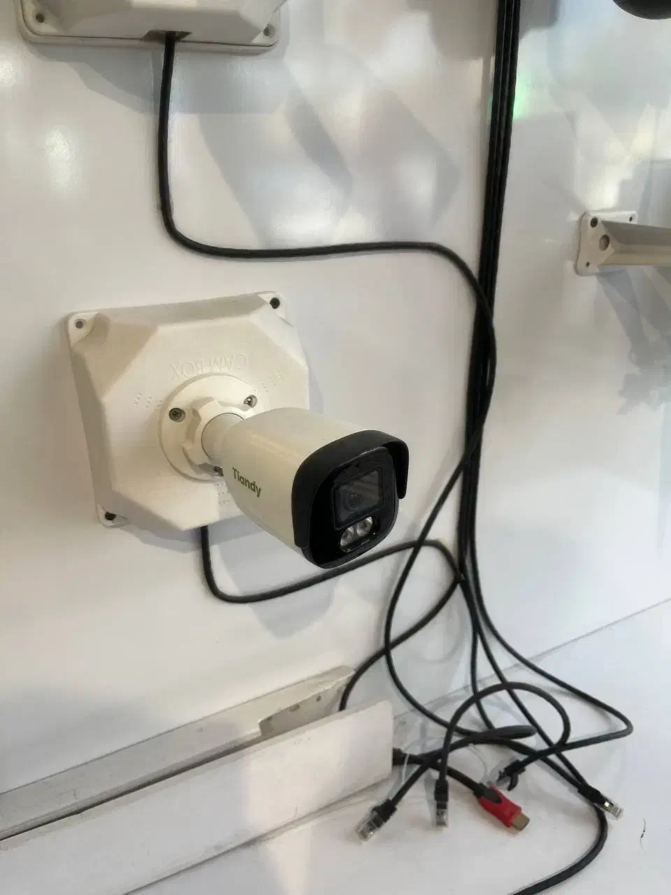 دوربین مداربسته Tiandy مدل IP اتصال به دزدگیر قسطی|دوربین مداربسته|سیرجان, |دیوار