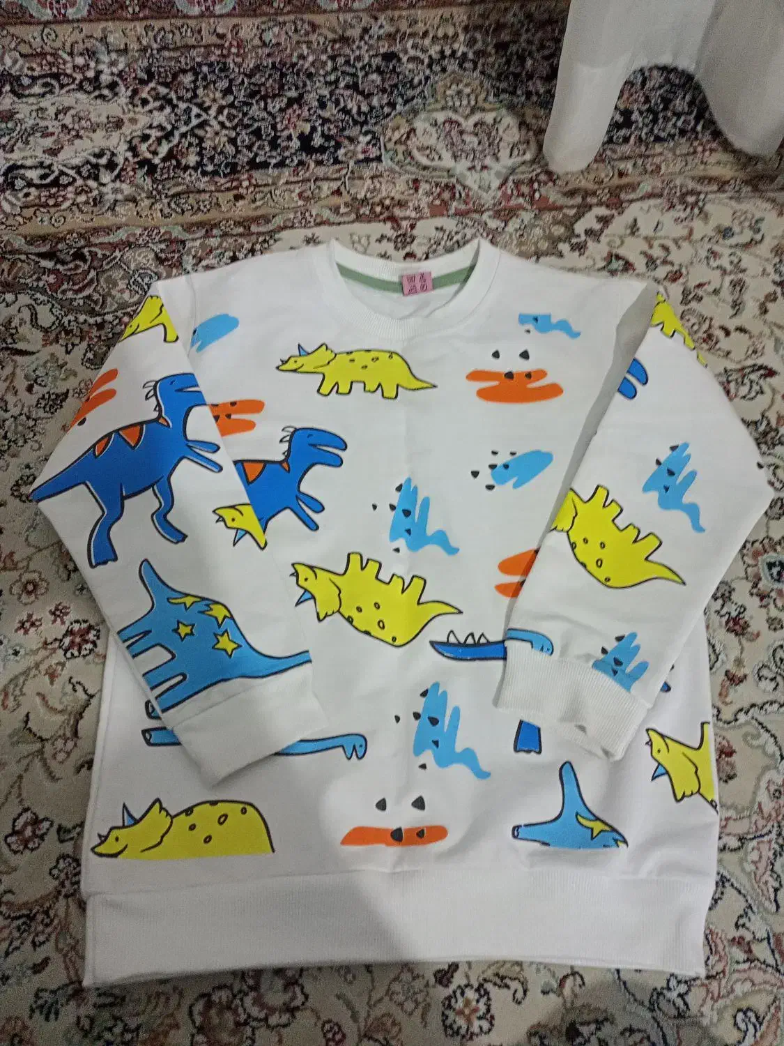 لباس بچگانه نو|کفش و لباس بچه|قروه, |دیوار