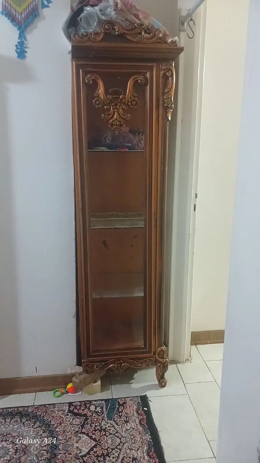 دو عدد بوفه کلاسیک|بوفه، ویترین، کنسول|پاکدشت, شهرک امام رضا|دیوار