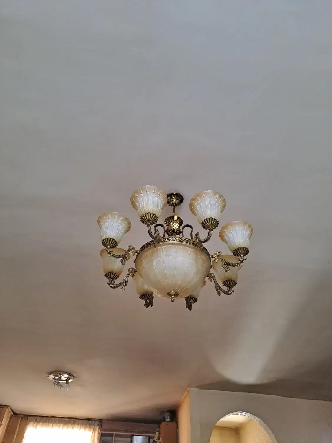 لوستر|لوستر و چراغ آویز|پردیس, فاز ۲|دیوار