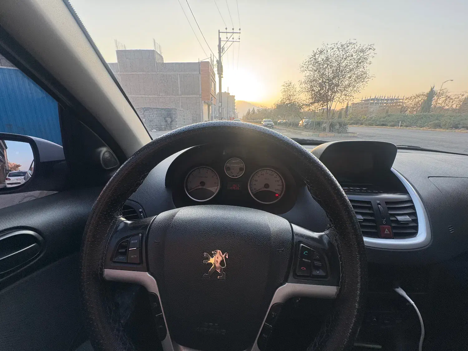 فروش به صورت نقدی|خودرو سواری و وانت|کاشان, فاز ۲ ناجی آباد|دیوار