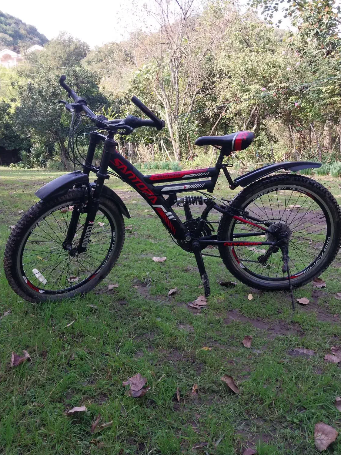 دوچرخه کوهستانی در حد نو|دوچرخه، اسکیت، اسکوتر|لوندویل, |دیوار