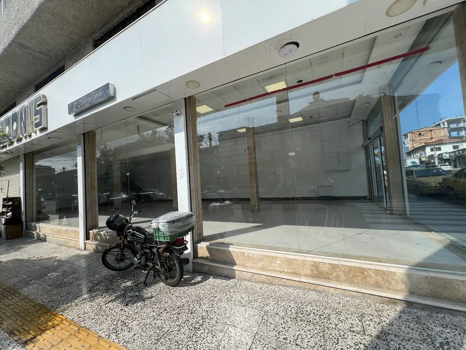 ۱۰۰متر مغازه بر خیابان اصلی|اجارهٔ مغازه و غرفه|تنکابن, |دیوار