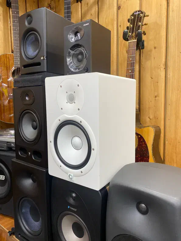 اسپیکر مانیتورینگ Yamaha Hs8|سیستم صوتی خانگی|تهران, فردوسی|دیوار