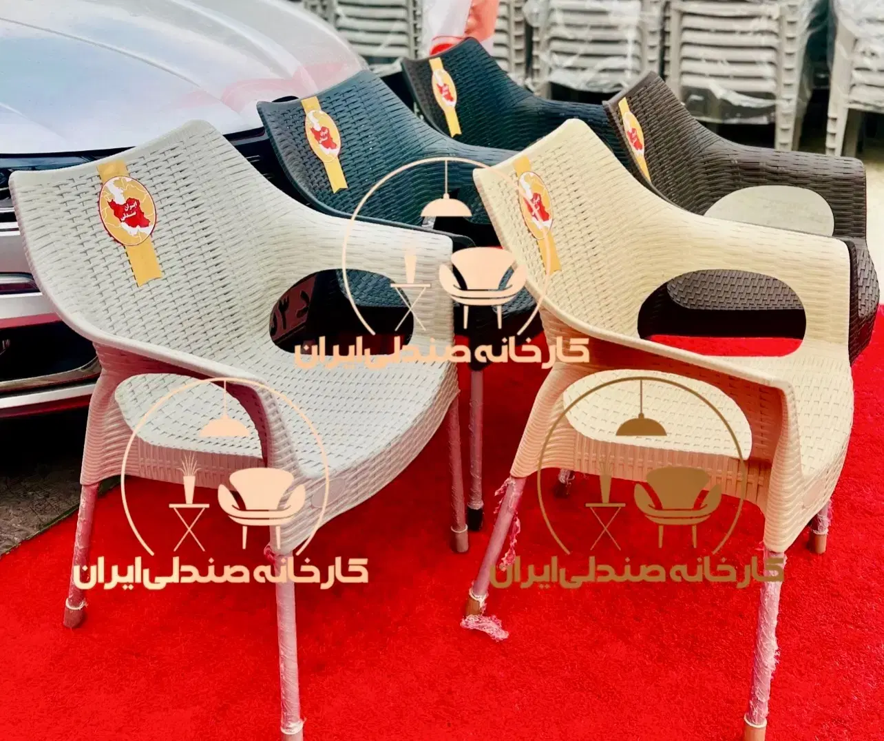 میز و صندلی پلاستیکی طرح گل سرخ نهارخوری کافه باغی|میز و صندلی غذاخوری|تهران, نازیآباد|دیوار