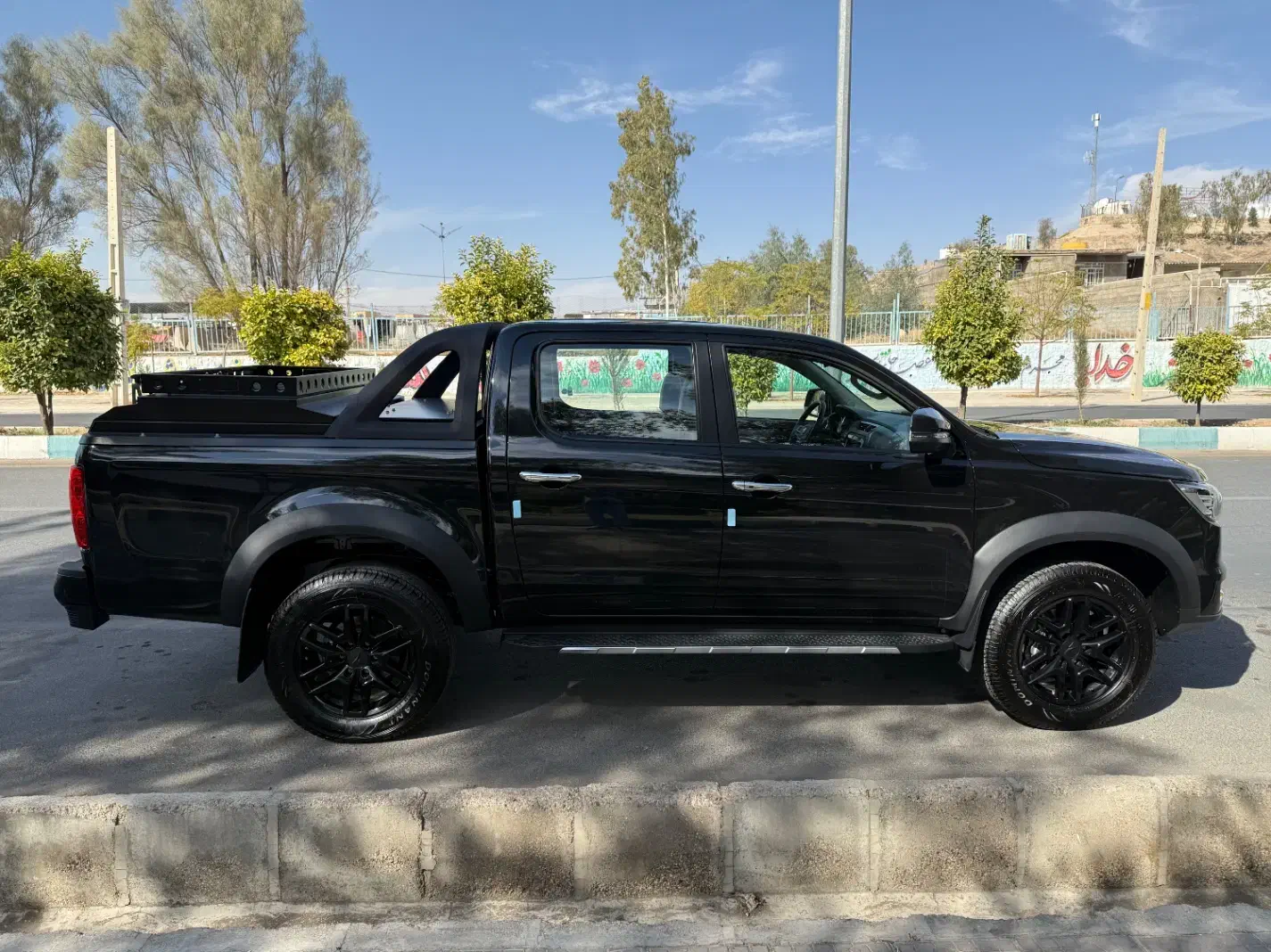 کی ام سی T8 1403|خودرو سواری و وانت|فسا, |دیوار