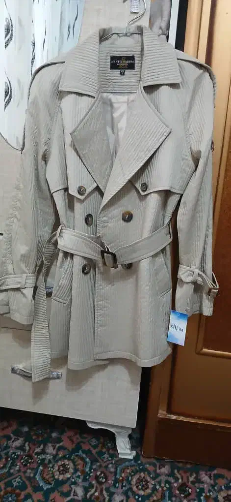 پالتو|لباس|شاهین دژ, |دیوار