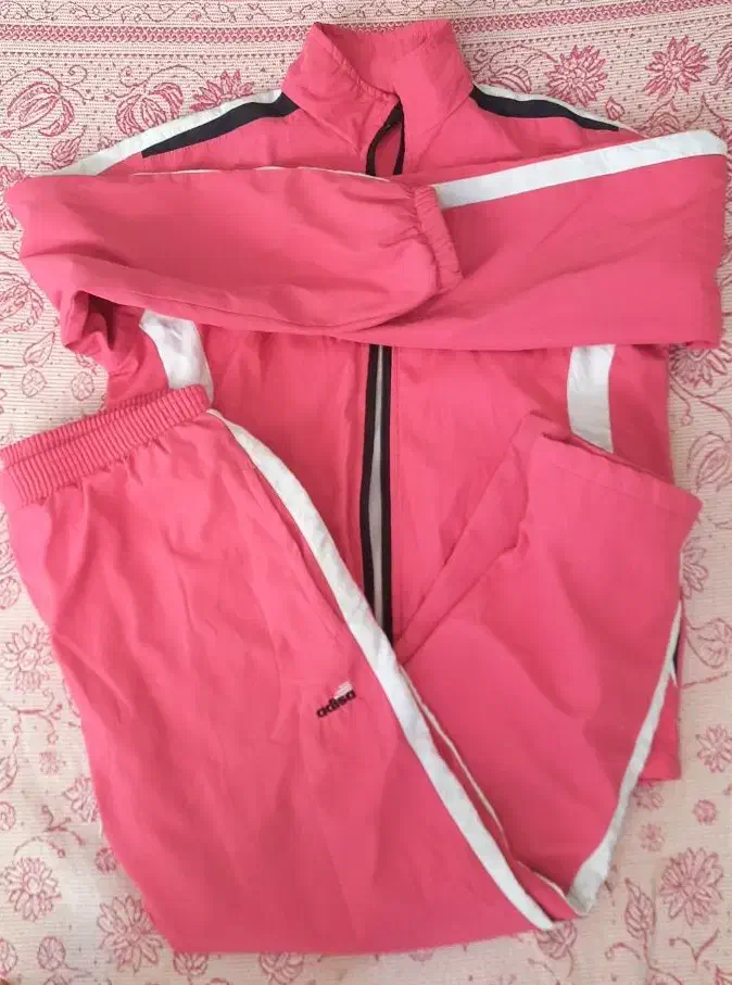 لباس ورزشی دخترانه|لباس|اصفهان, رکن الدوله شرقی|دیوار