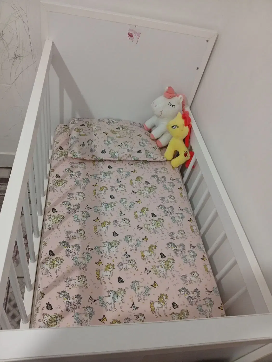 تخت|تخت و صندلی بچه|گرگان, |دیوار