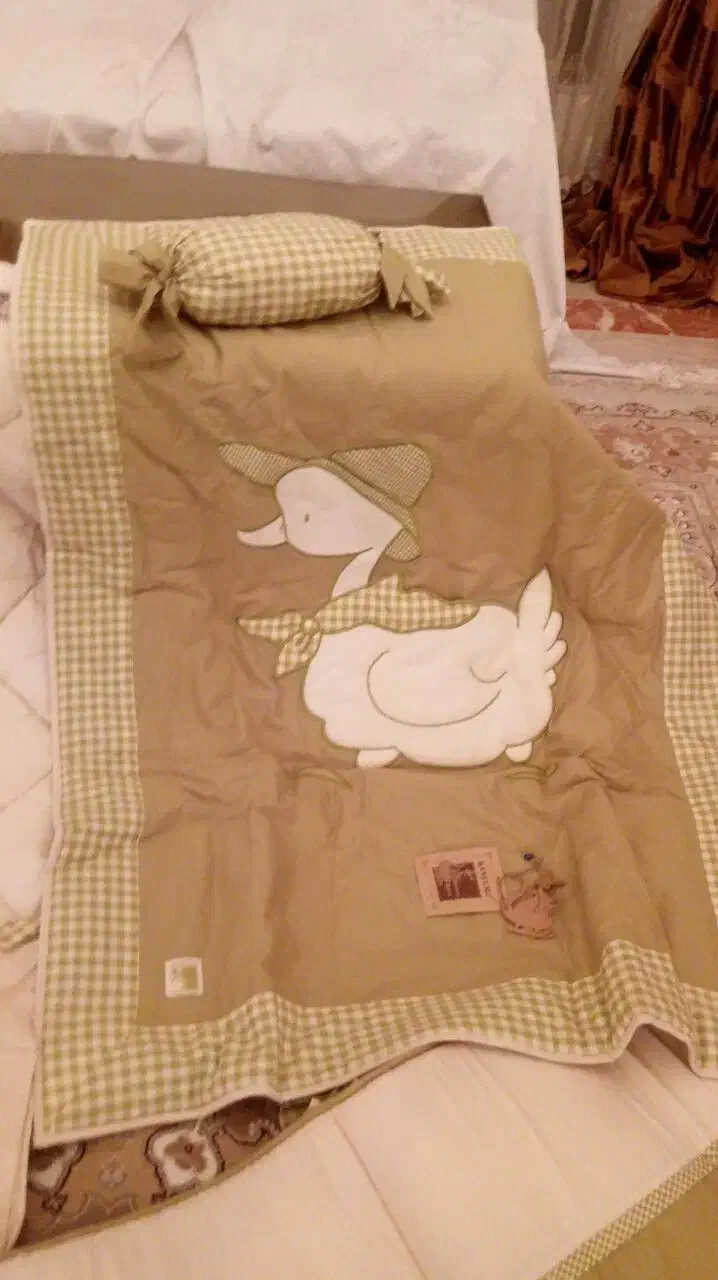 سیسمونی اتاق خواب کودک آکبند ترک|تخت و سرویس خواب|تهران, قیطریه|دیوار