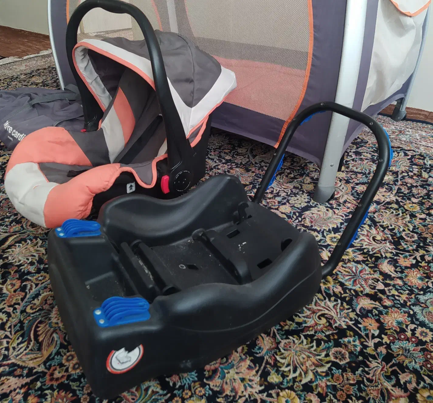 کریر و تخت پارک و صندلی ماشین|تخت و صندلی بچه|اردبیل, |دیوار