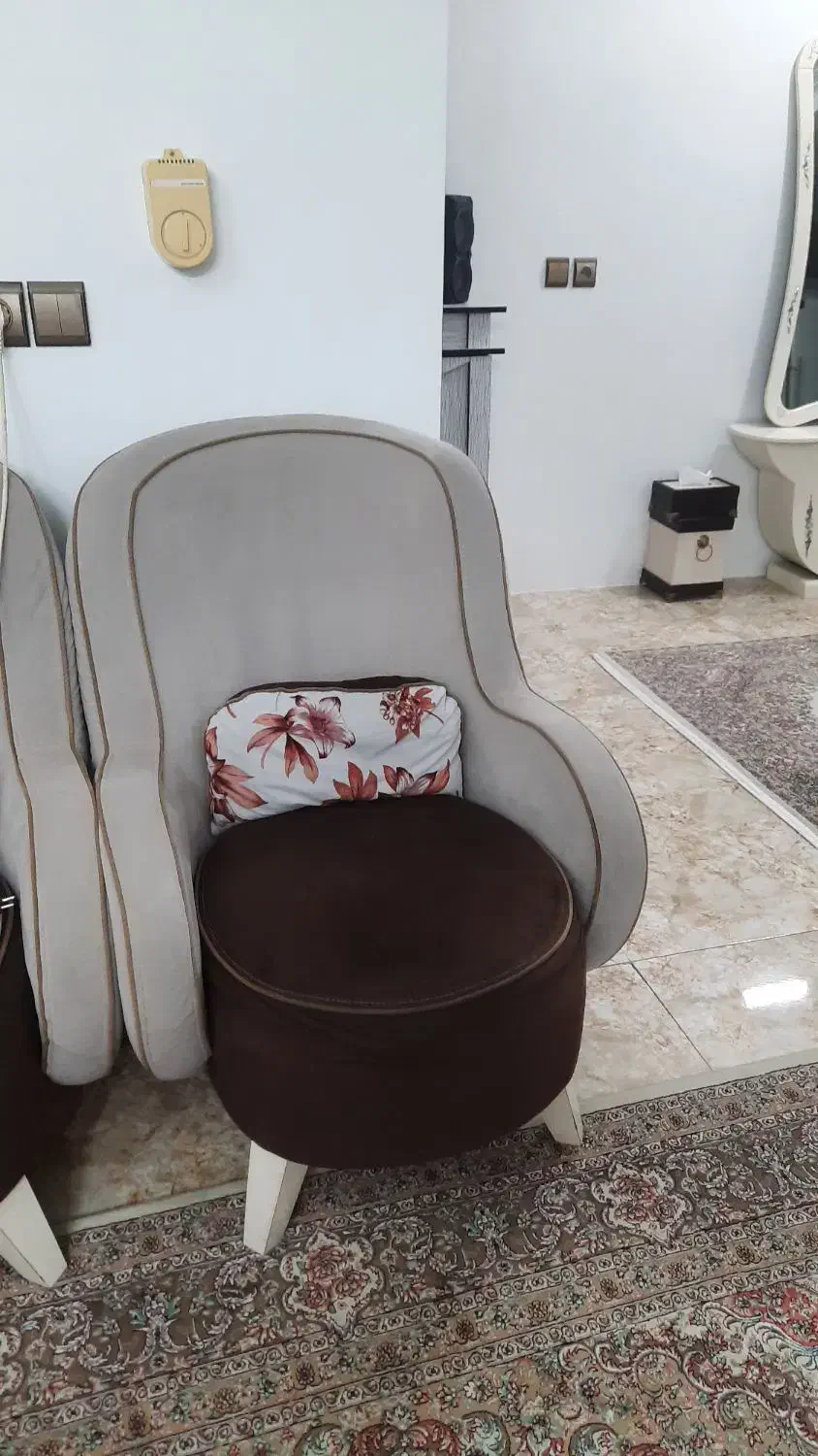 مبل ۷ نفره|مبلمان خانگی و میز عسلی|قائم‌شهر, |دیوار