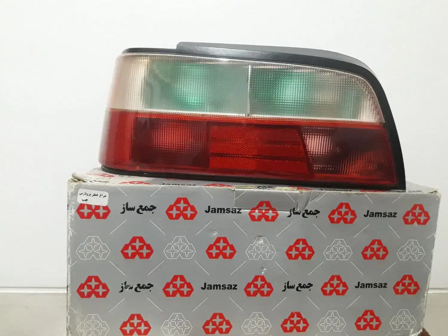 چراغ عقب پارس|قطعات یدکی و لوازم جانبی|اراک, |دیوار