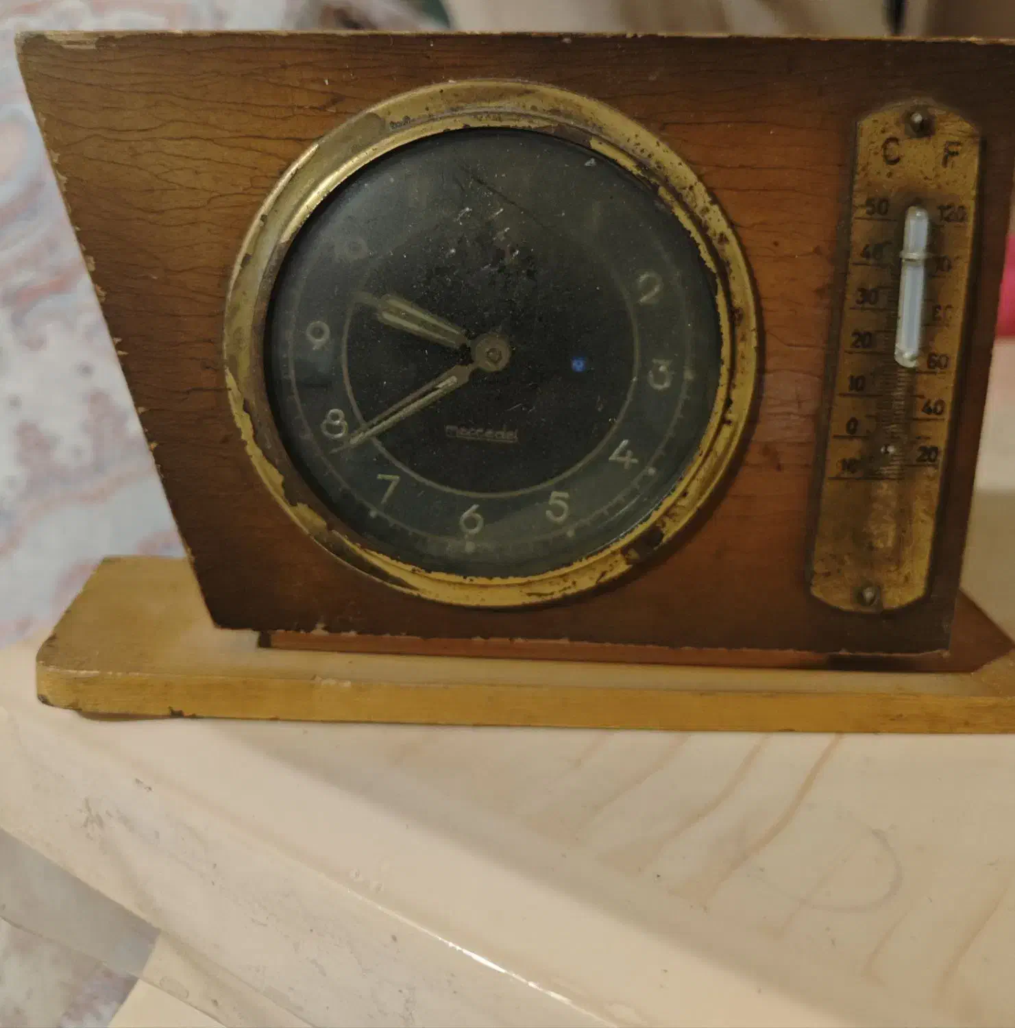 فروش ساعت رومیزی و دوربین عکاسی|دوربین عکاسی و فیلم‌برداری|تهران, طرشت|دیوار