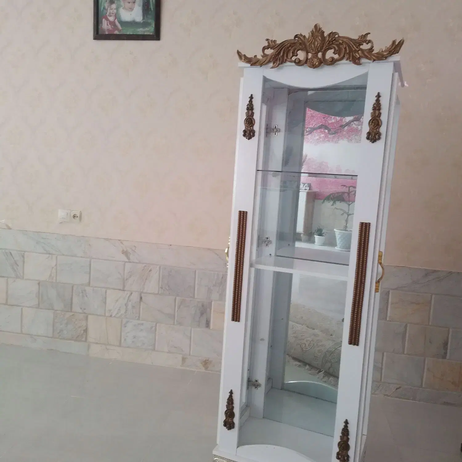 گنجه|بوفه، ویترین، کنسول|تربت‌حیدریه, باغ سلطانی|دیوار