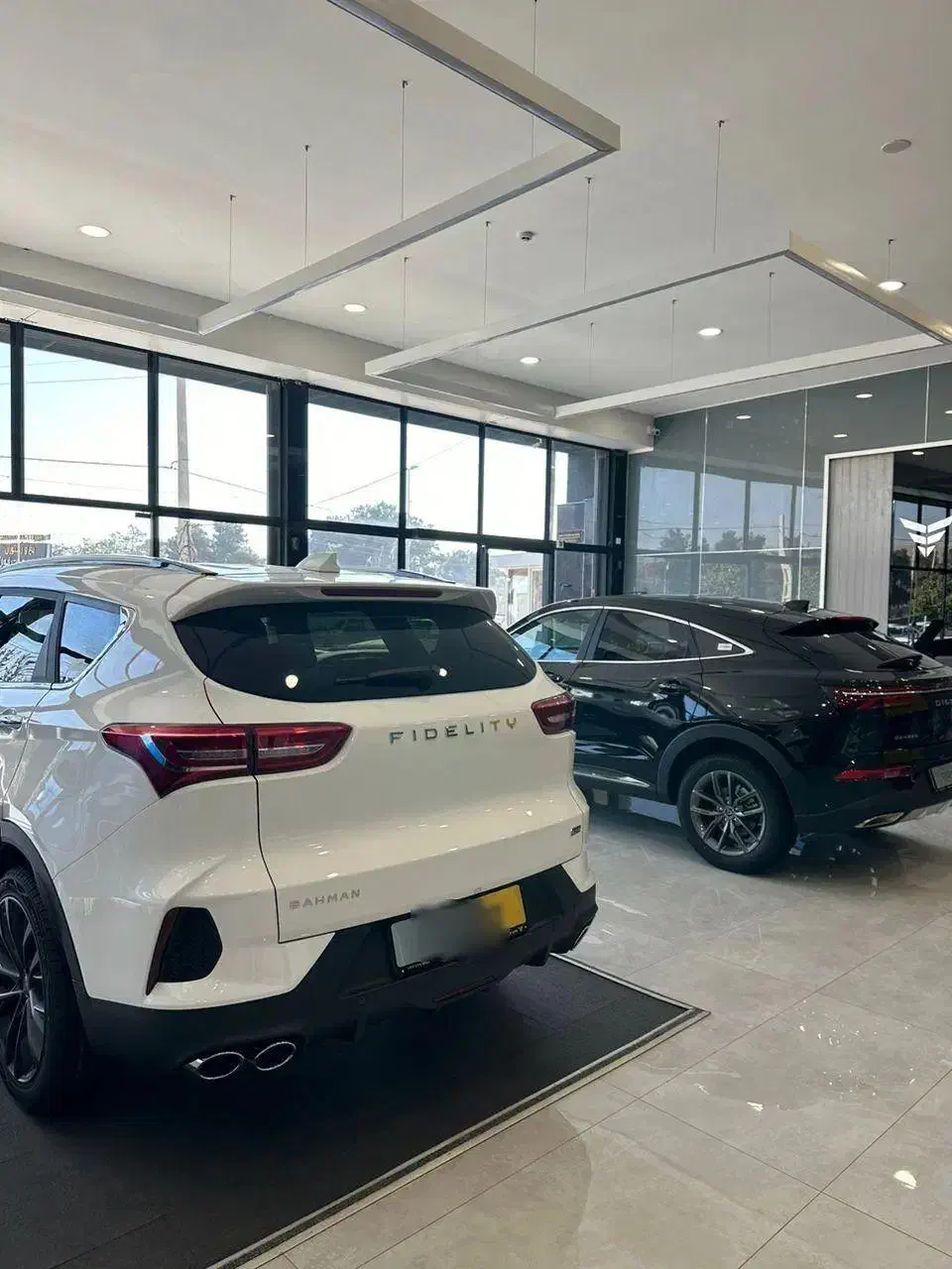 فیدلیتی الیت 5 نفره سفید نمایندگی بهمن فوری|خودرو سواری و وانت|شیراز, شهرک گلدشت حافظ|دیوار