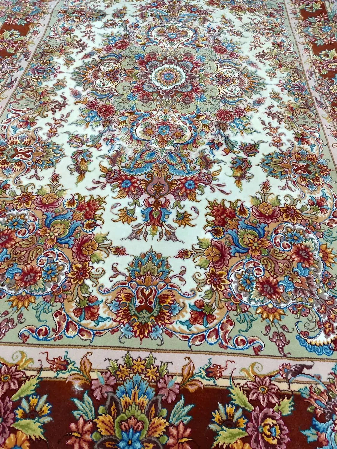 فرش نقشه خطیبی|فرش|تبریز, |دیوار