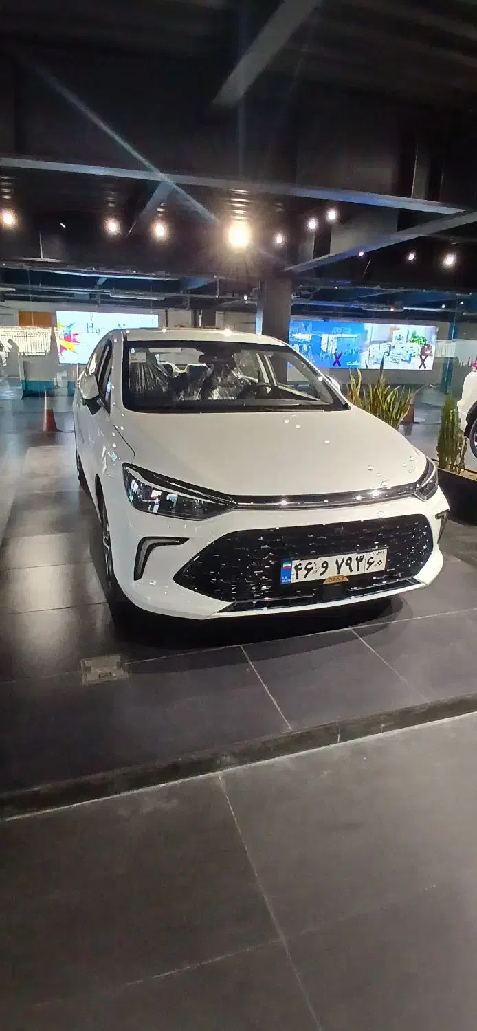 بیجینگ یو۵ تحویل فوری سند اماده|خودرو سواری و وانت|تهران, علیآباد|دیوار