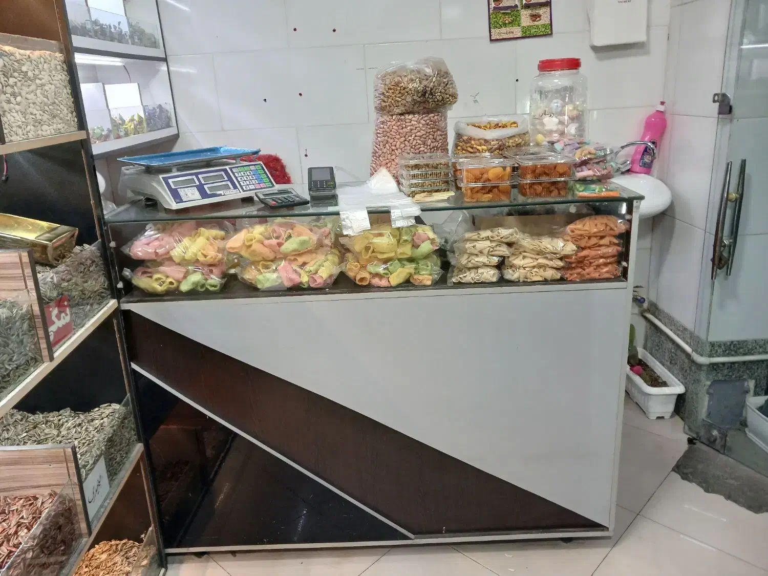 ویترین|فروشگاه و مغازه|محمدشهر, سیدآباد|دیوار