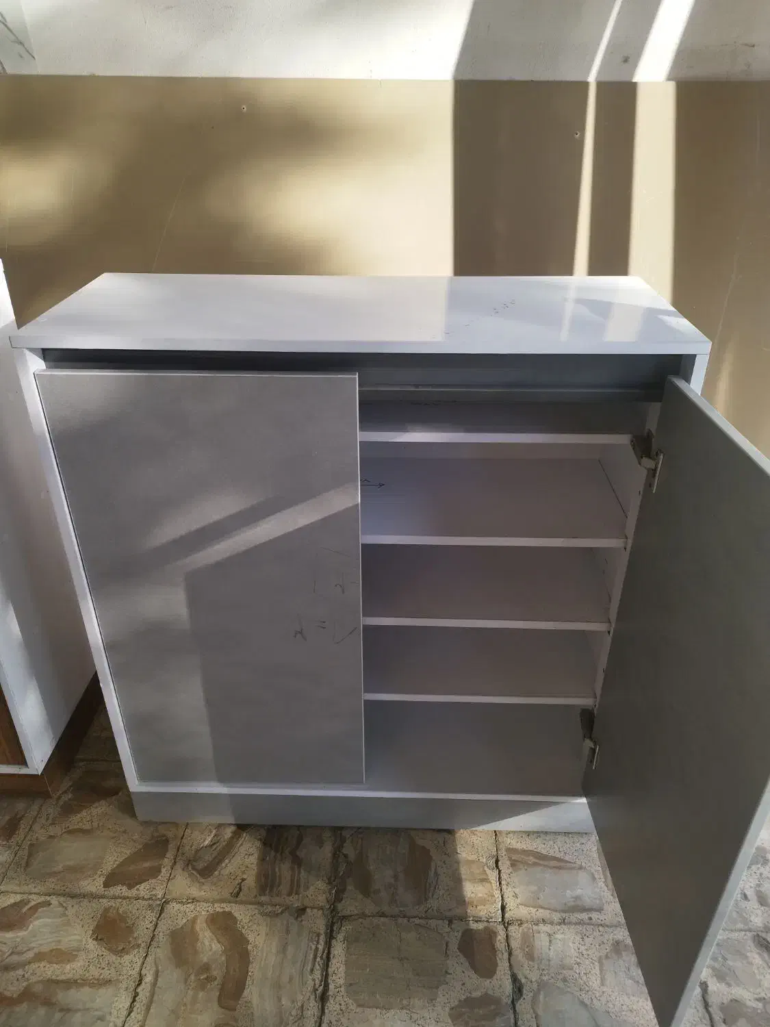 جاکفشی|جاکفشی، کمد، دراور|جهرم, |دیوار