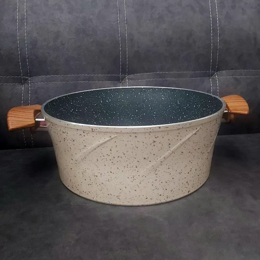 قابلمه گرانیتی بیزیم bizim رنگ کرم|ظروف پخت‌وپز|تهران, مجیدیه|دیوار