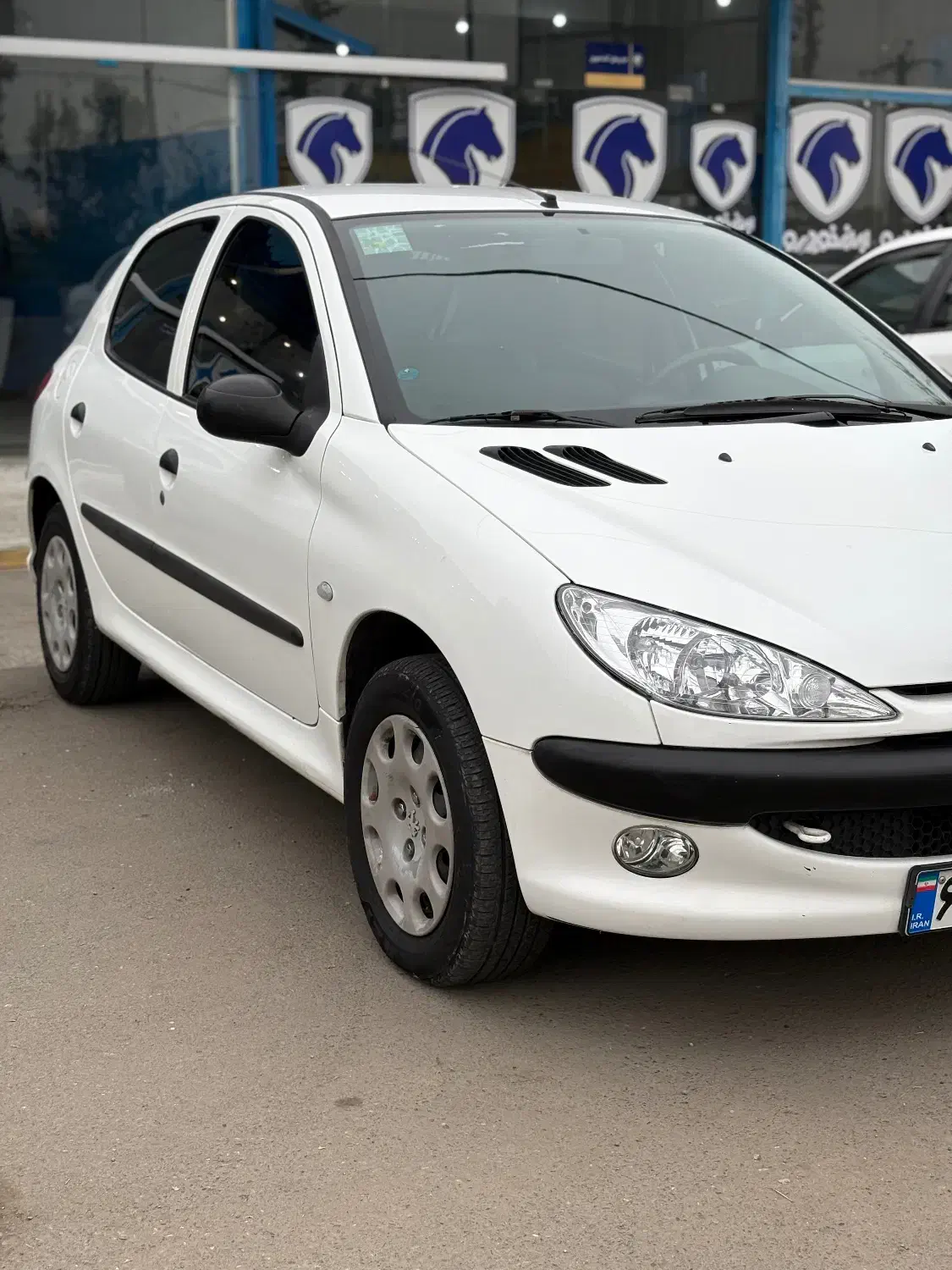 ۲۰۶ تیپ ۲ مدل ۹۸ تک برگ سند|خودرو سواری و وانت|رشت, یخسازی|دیوار