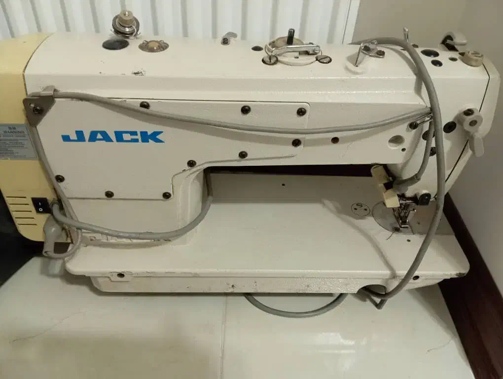 چرخ خیاطی صنعتی راسته|چرخ خیاطی و ریسندگی|مشکیندشت, |دیوار