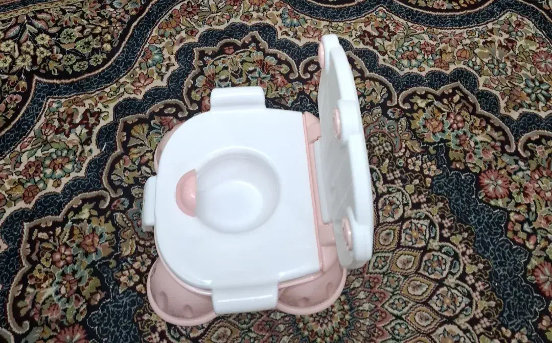 توالت فرنگی کودک کاملا نو|اسباب و اثاث بچه|لاهیجان, یحی آباد|دیوار