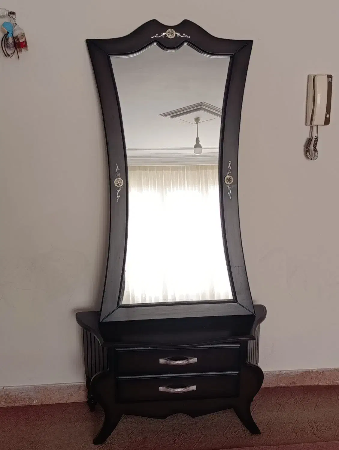 آینه و میز دو کشو|بوفه، ویترین، کنسول|قزوین, |دیوار