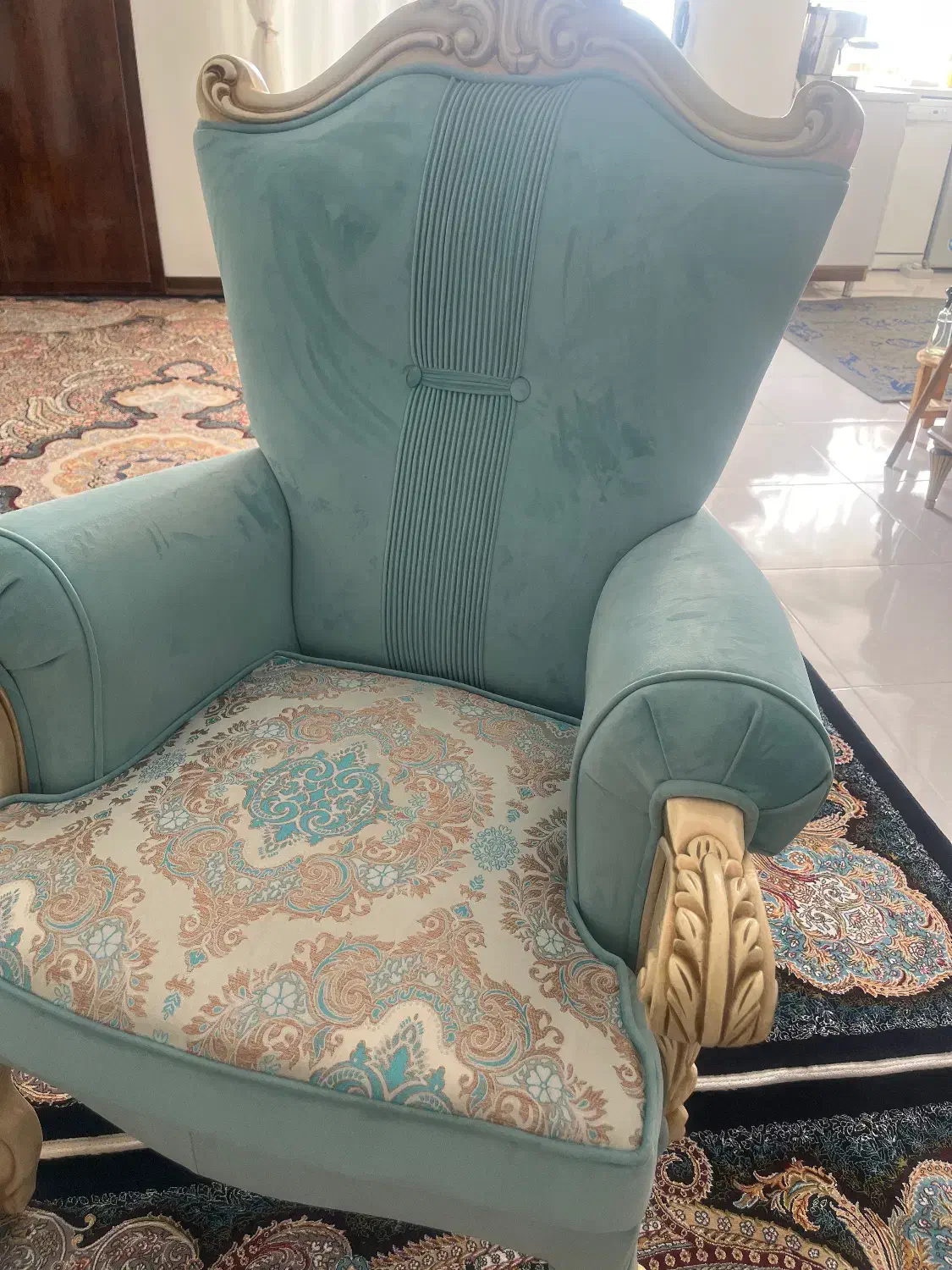 مبلمان|مبلمان خانگی و میز عسلی|اصفهان, ارغوانیه|دیوار