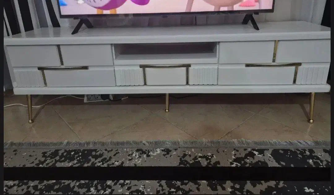 میز تلوزیون میز عسلی و کالسکه|مبلمان خانگی و میز عسلی|زرندیه, |دیوار